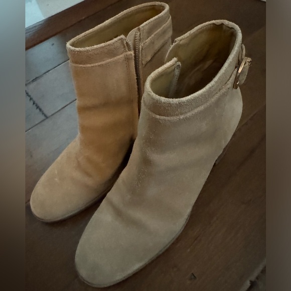 Tory Burch Sofia Suede microsuede bootie - Picture 2 of 6